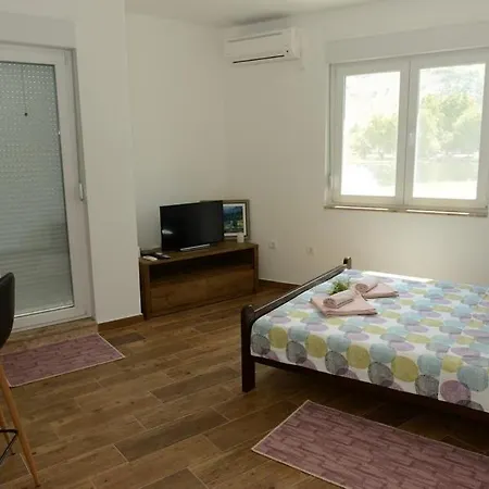 Horizons **** Apartment